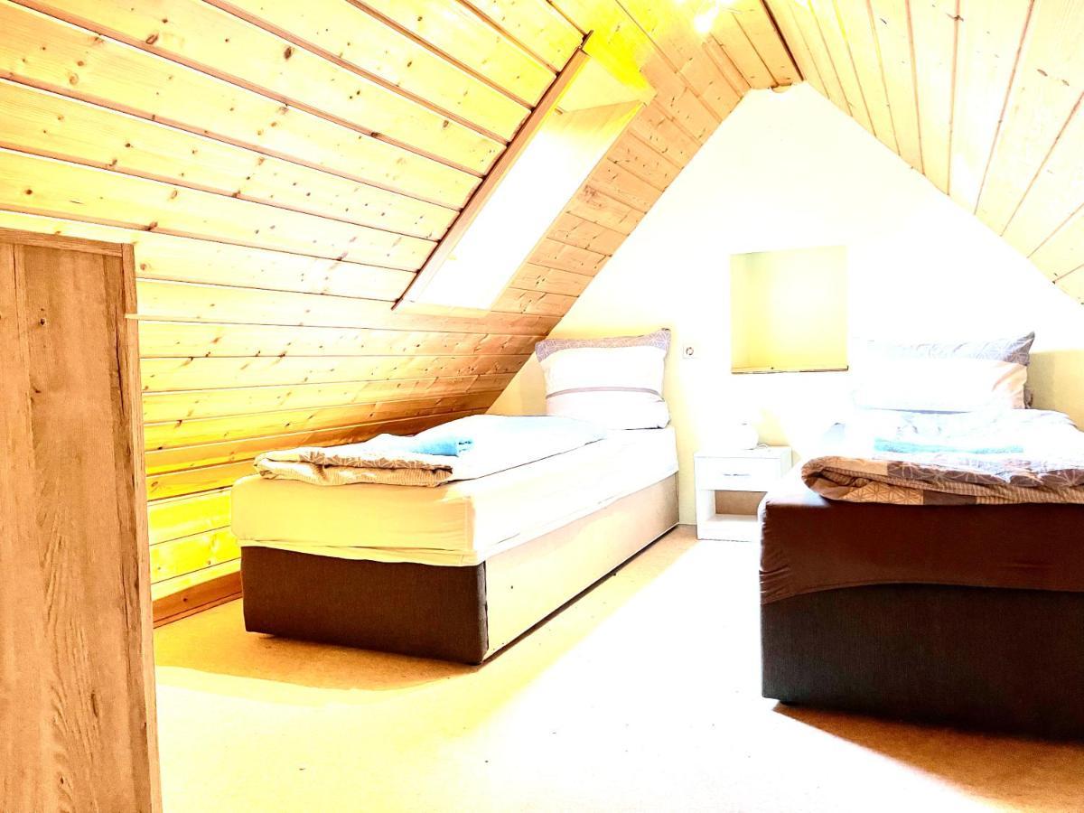 #World Ferienwohnung Schkeuditz Eksteriør billede